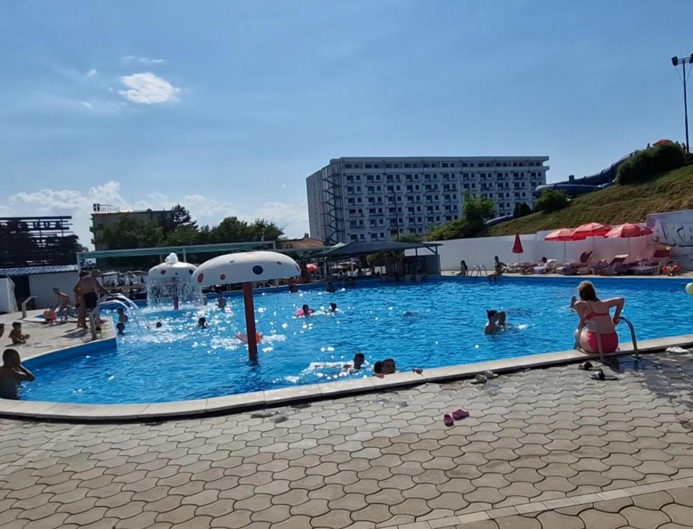 Royalwings Apartman Jagodina Eksteriør bilde